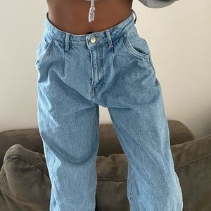 Zara High Rise Ballon type fit Jeans